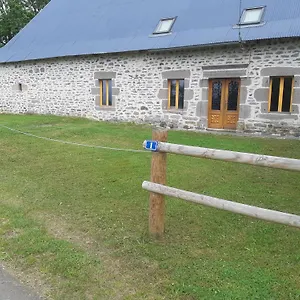 A La Campagne Condat (Cantal)